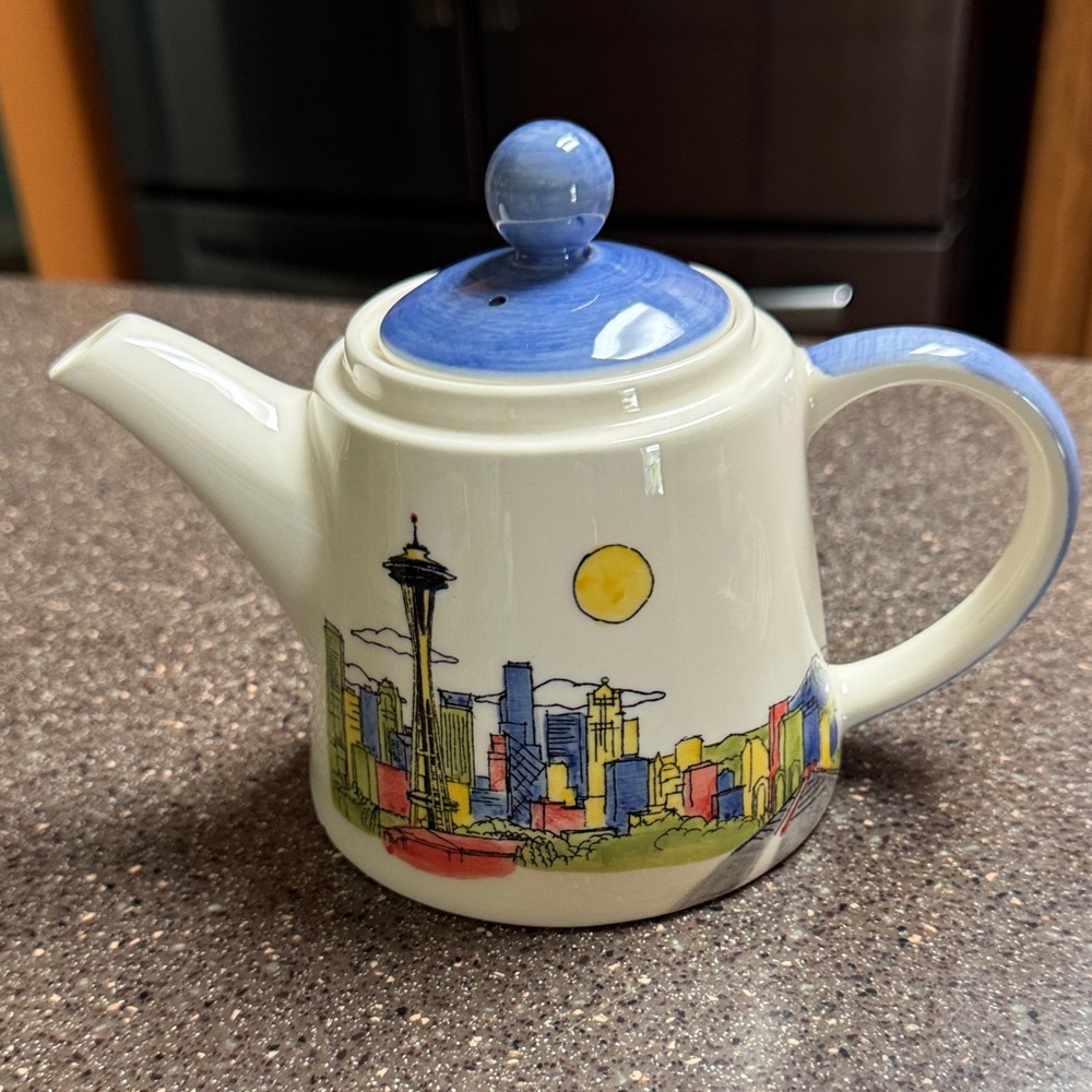 Space Needle Colorful Cityscape Teapot with Blue Lid